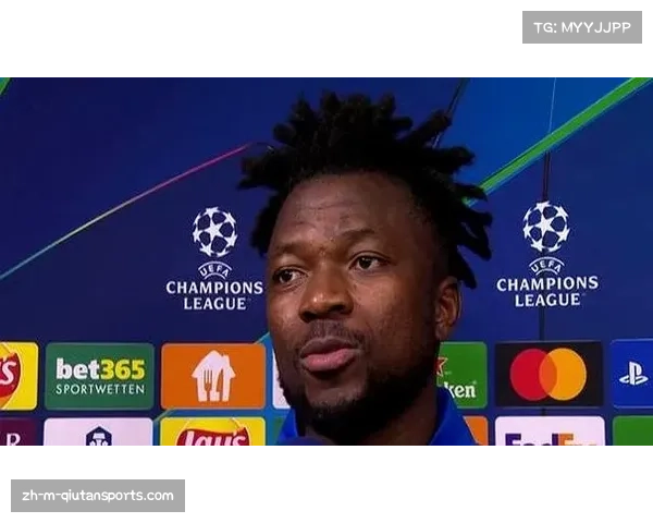 勒沃库森禁区混乱中觅得机会，塔普索巴推射体现二次进攻嗅觉